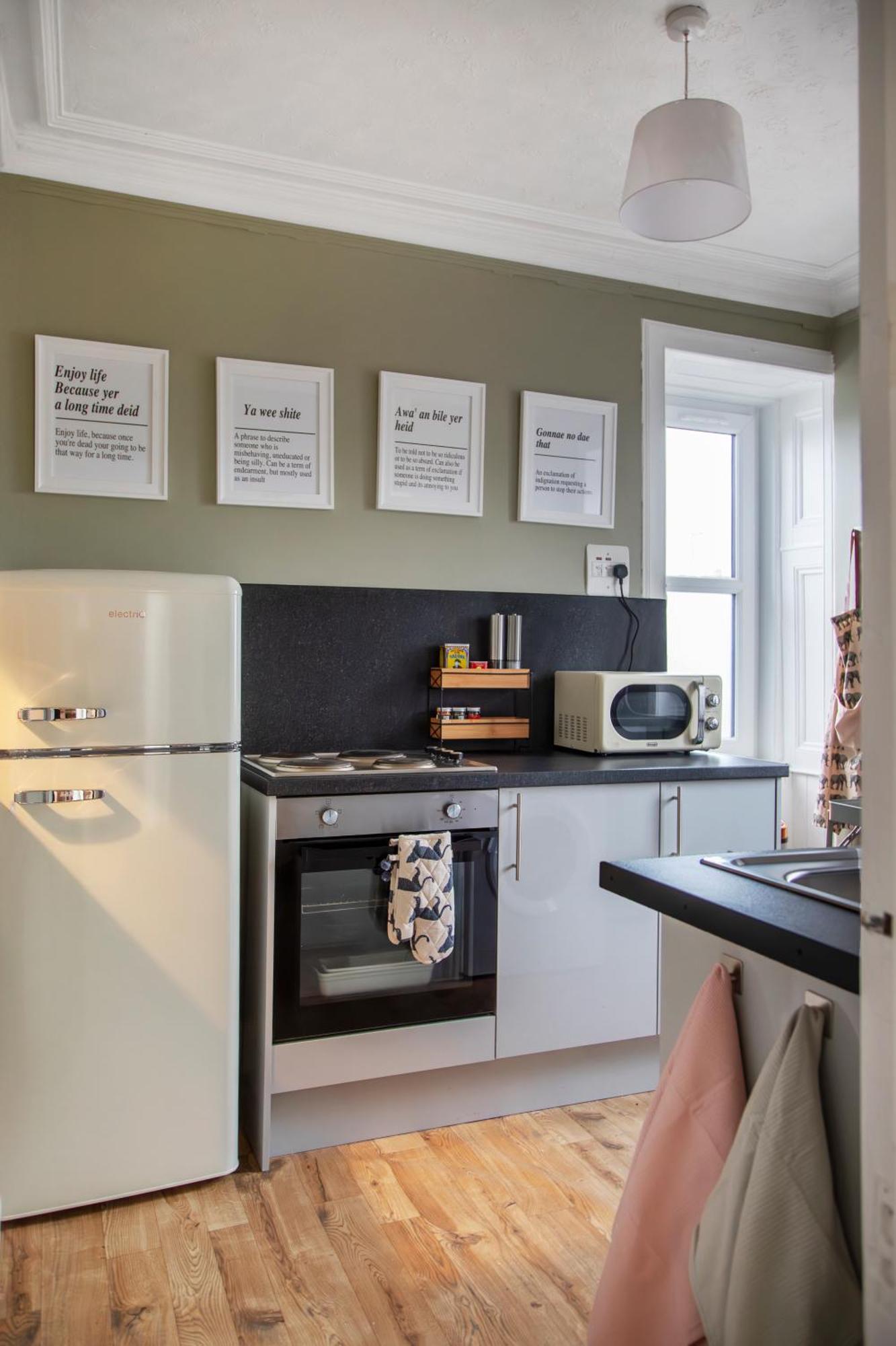 Trendy 2 Bed Flat - Near Airport Apartment Broxburn Luaran gambar